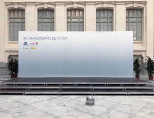 Escenario vacío en el 40 aniversario de FITUR.