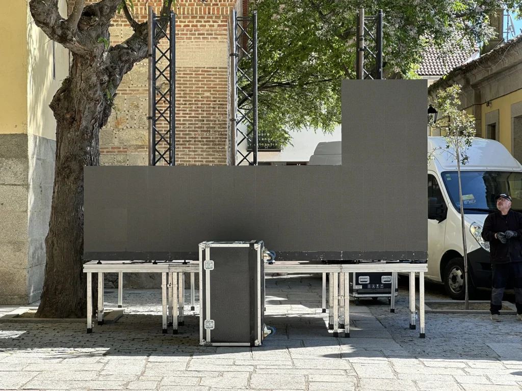 montar un escenario en Madrid